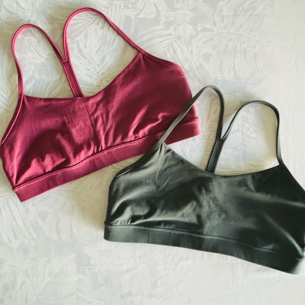 🍋 PAIR OF LULULEMON FLOWY-Y BRAS